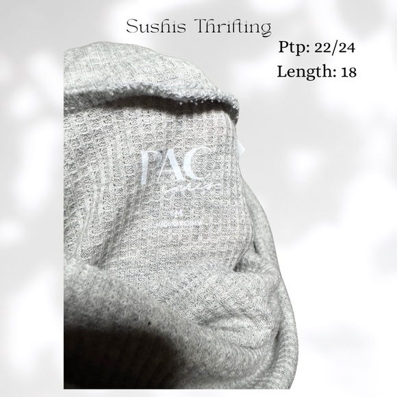 Cropped Gray Turtleneck Sweater with Relaxed Fit - Picture 5 of 5